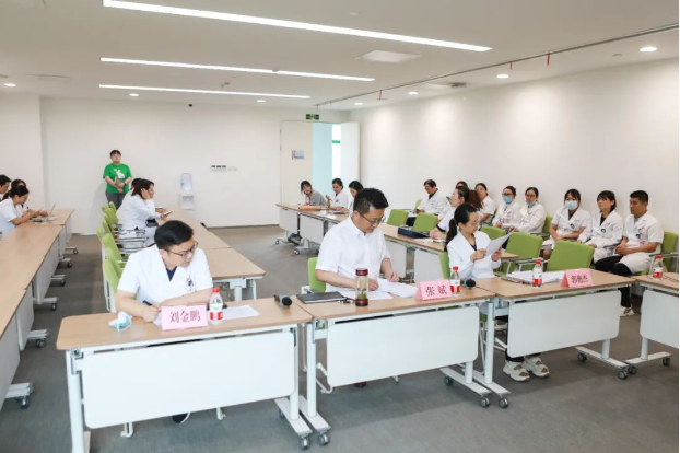 助推學(xué)科高質(zhì)量發(fā)展！我院舉行2021年院級課題中期答辯會