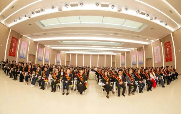 致敬每一位奮斗者！我院舉行2025年度總結(jié)表彰大會(huì)